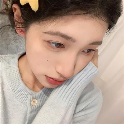 大小姐才不会玩格斗游戏